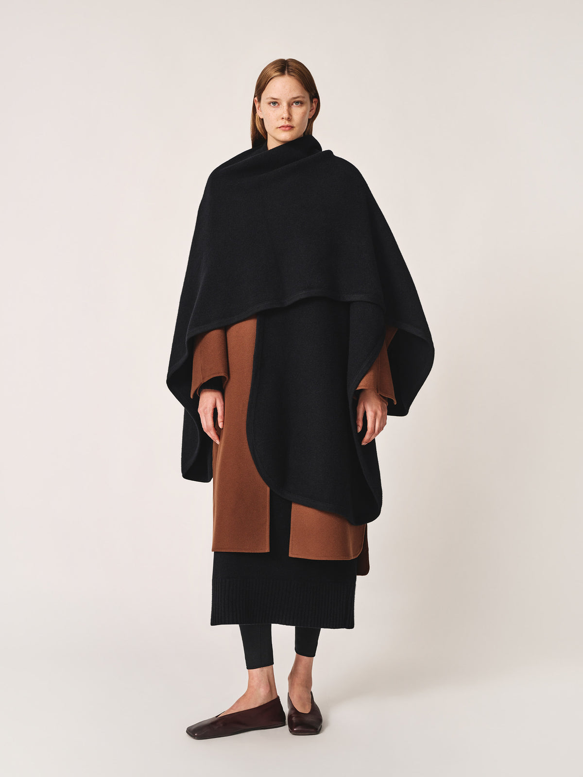 CAMILA knitted cape