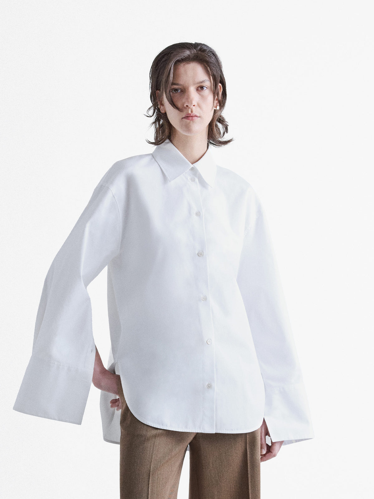 ERIN Slashed Sleeve Boyfriend Shirt