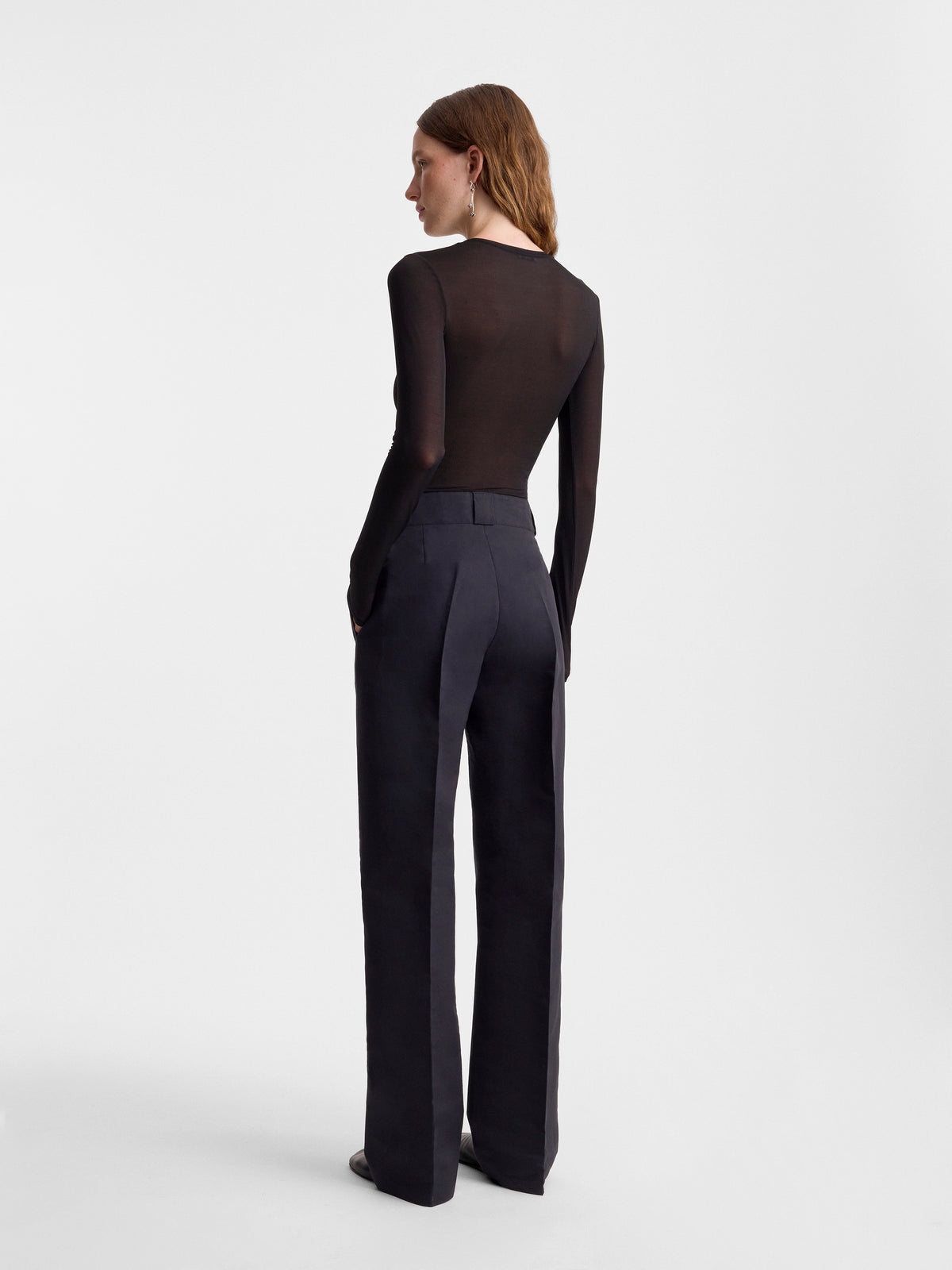 Fforme_CARRYOVER_NAHLA.UTILITY.TROUSER_BLACK_FF00696-CO2604-001_BACK