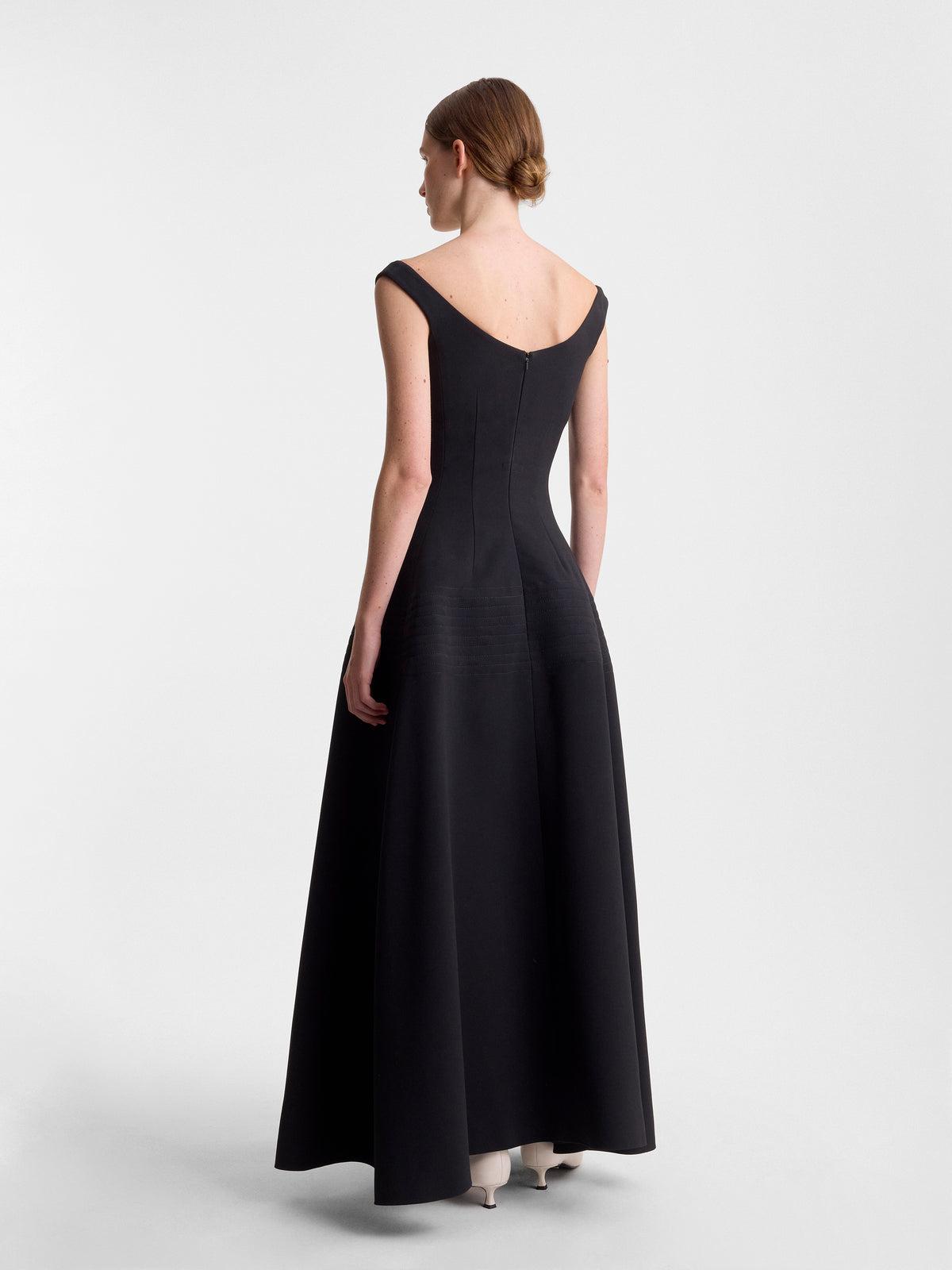 Fforme_FW26_ALODIA.FLARED.DRESS_BLACK_FF00868-VI2502-001_BACK