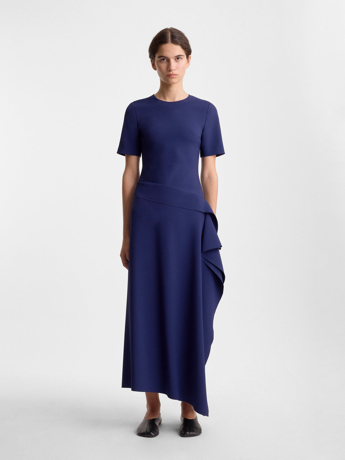 CHLOE-DRESS-IN-INK-BLUE_FF00805-VI2502-420_FRONT