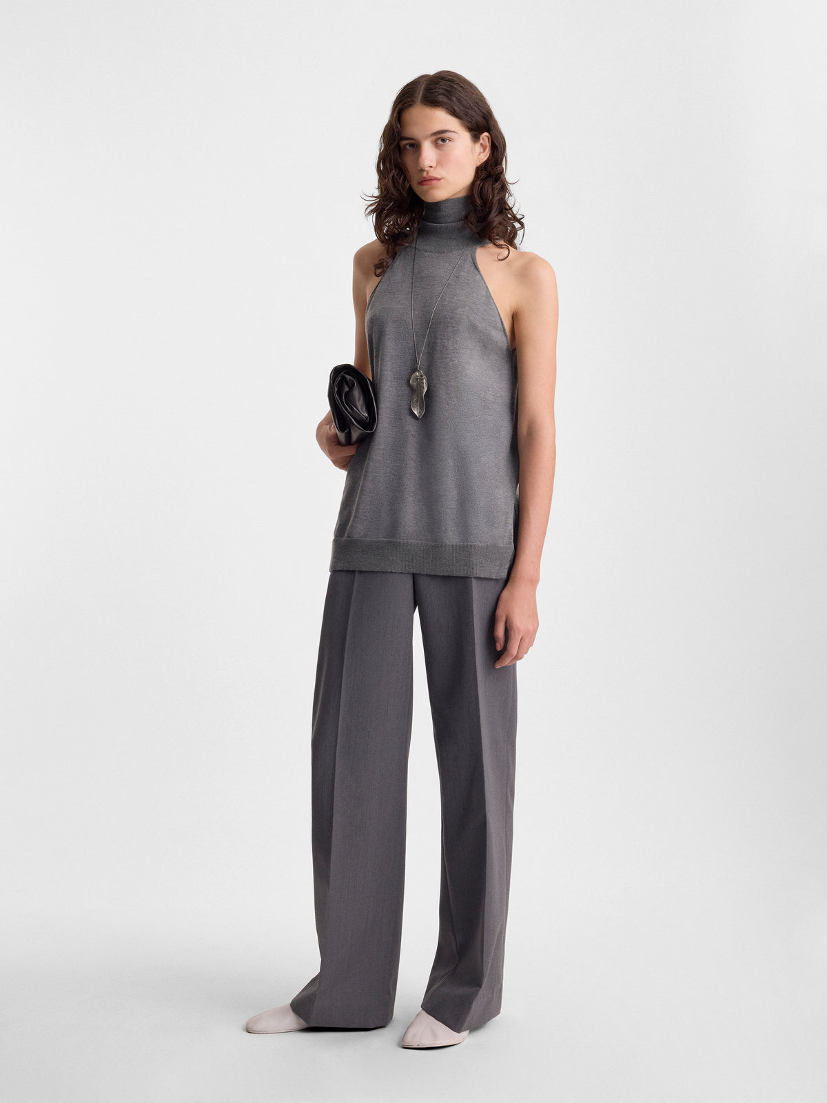Fforme_FW26_DEVON.SLEEVELESS.HIGH.NECK.TOP_GREY_FF00835-KN2624-079_MAIN