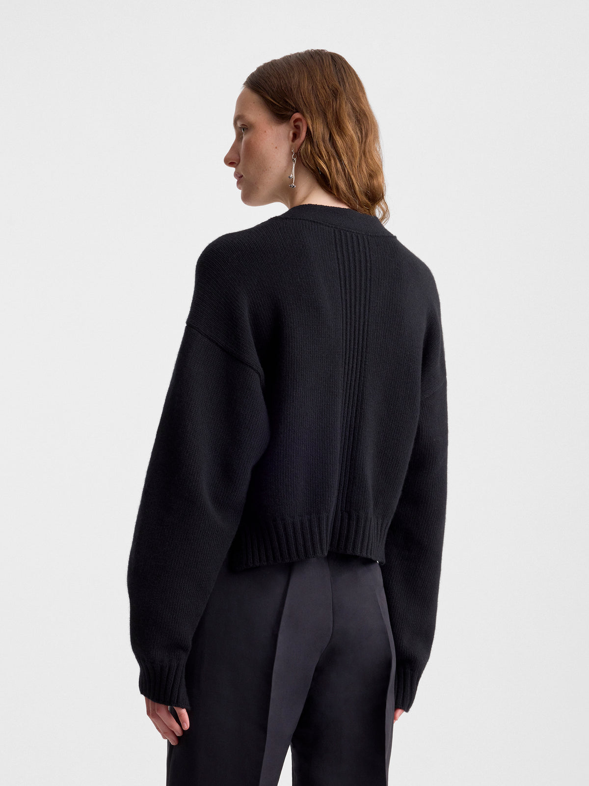 Fforme_FW26_ENIKA.CROPPED.CARDIGAN_BLACK_FF00816-KN2526-001_BACK