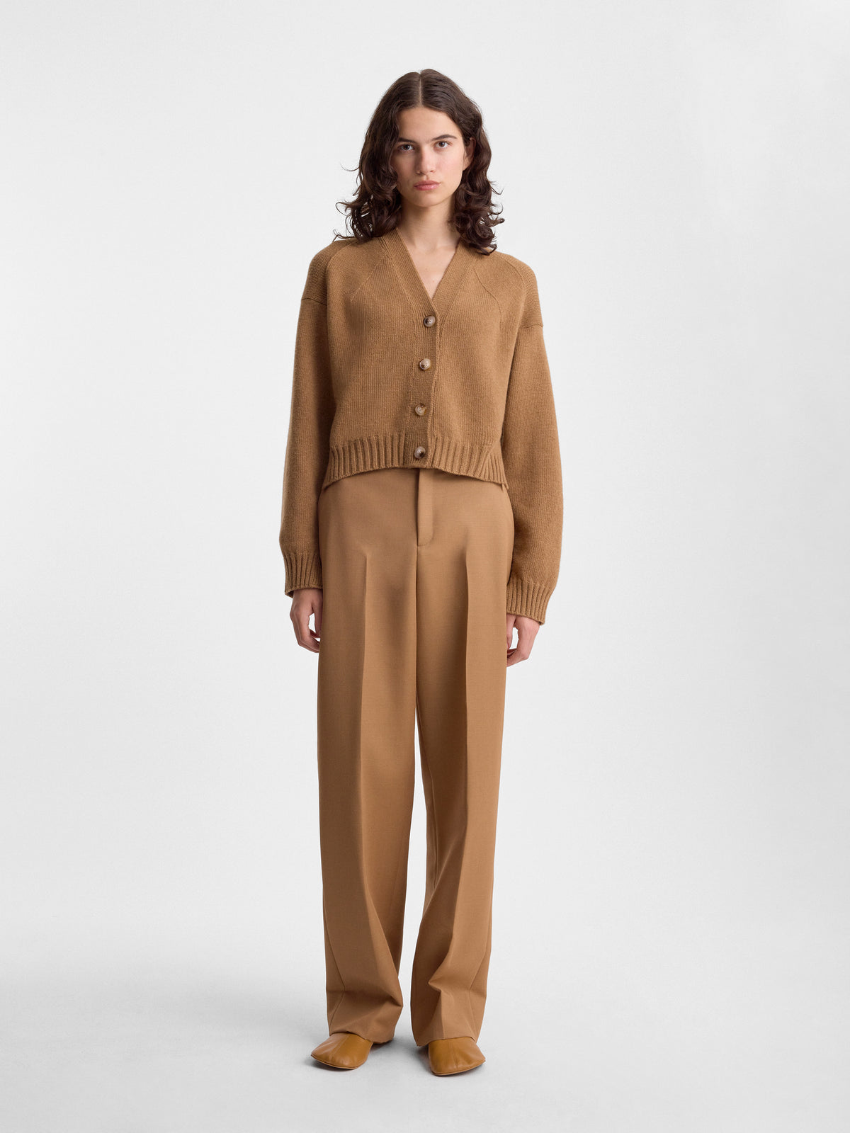 Fforme_FW26_ENIKA.CROPPED.CARDIGAN_CAMEL.MELANGE_FF00816-KN2526-213_MAIN