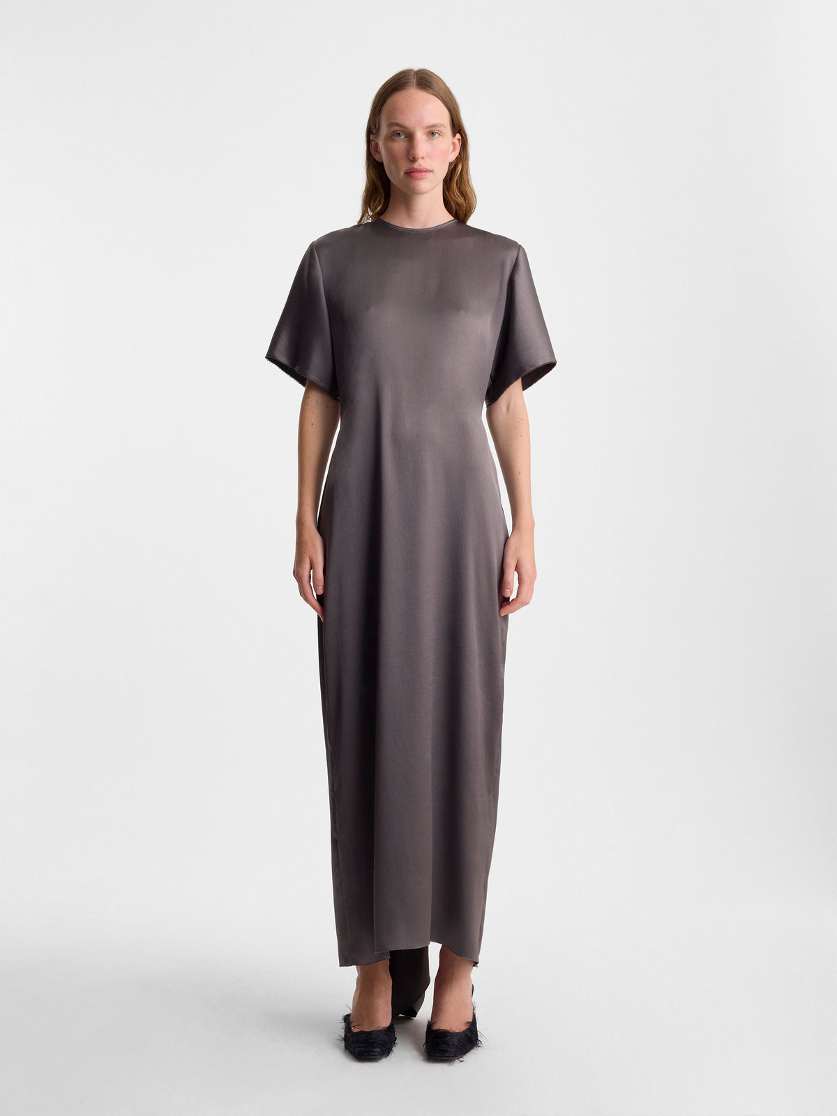 IMOGEN-DRESS-IN-SLATE-GREY_FF00823-PL2612-031_FRONT