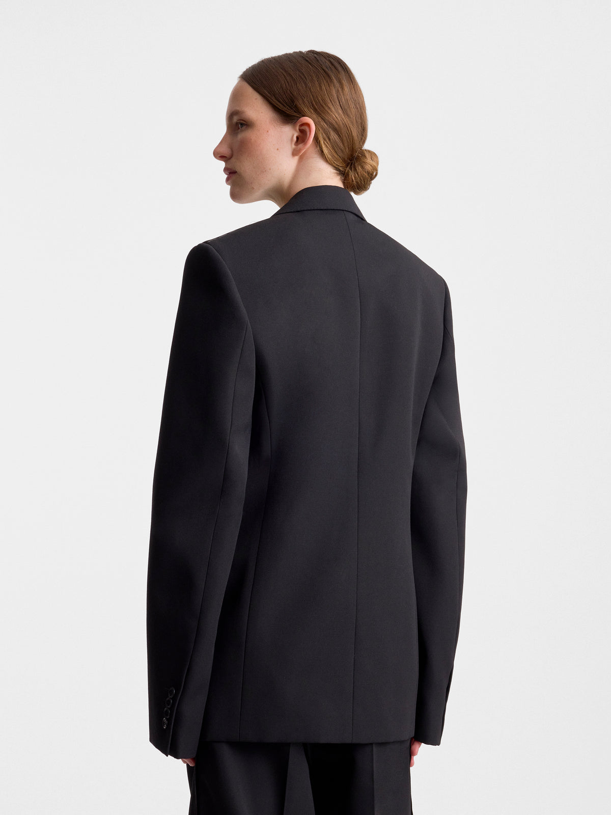 INES-JACKET-IN-BLACK_FF00793-WO2605-001_BACK