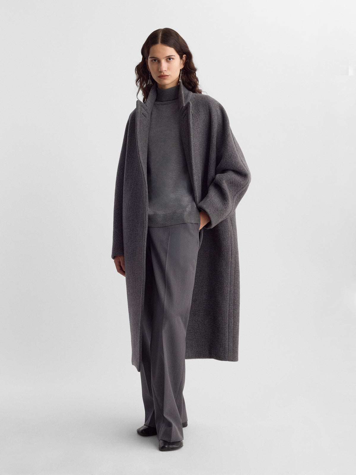 FW26_JEAN.COAT_MID.GREY_FF00787-WO2522-041_962_LOOK2