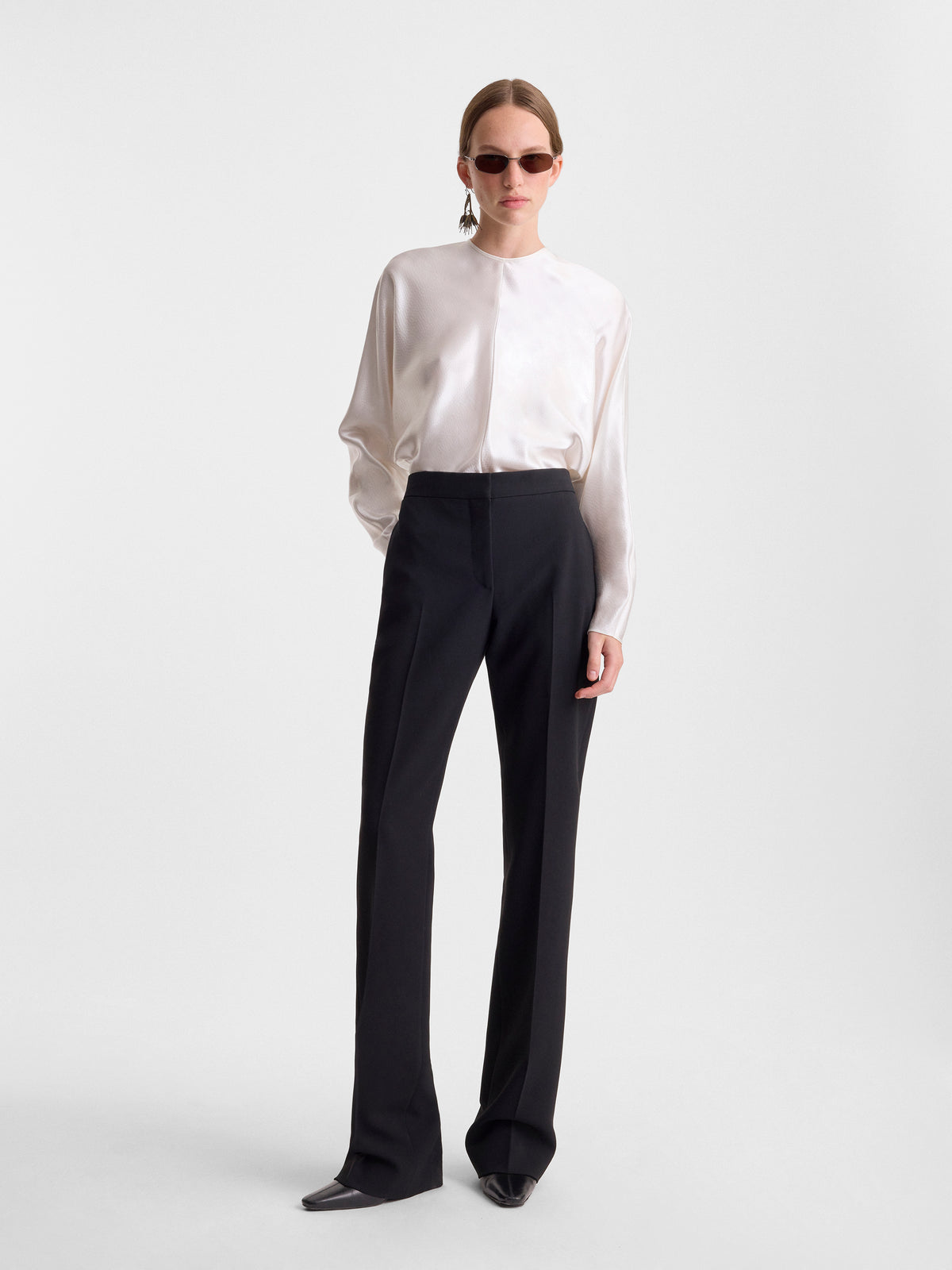 LANG-PANT-IN-BLACK_FF00740-VI2502-001_MAIN