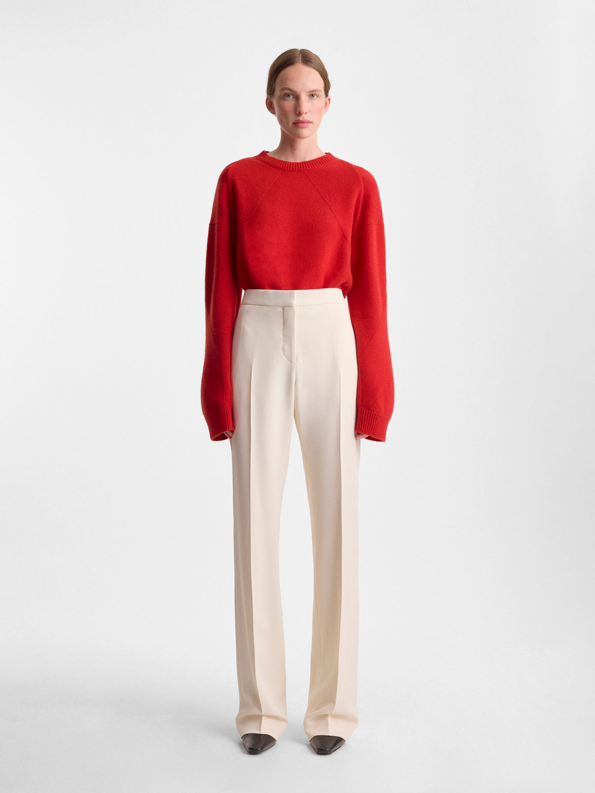 LANG-PANT-IN-CREAM_FF00740-VI2502-281_FRONT