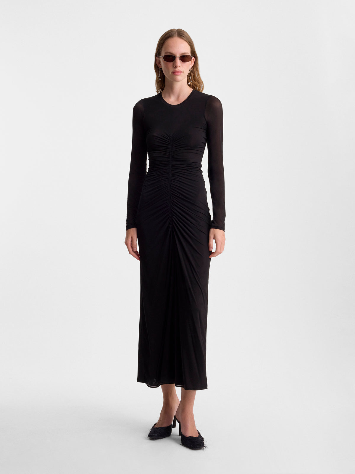 SELENA-DRESS-IN-BLACK_FF00826-CU2610-001_MAIN