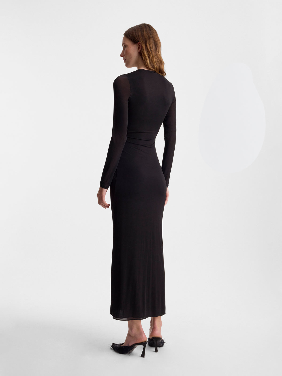 SELENA-DRESS-IN-BLACK_FF00826-CU2610-001_BACK