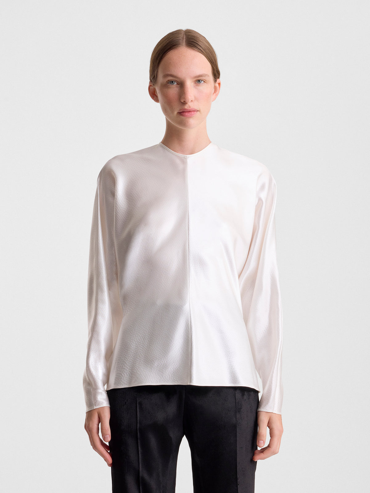 SYLVIE-TOP-IN-CREAM_FF00808-VI2514-281_MAIN
