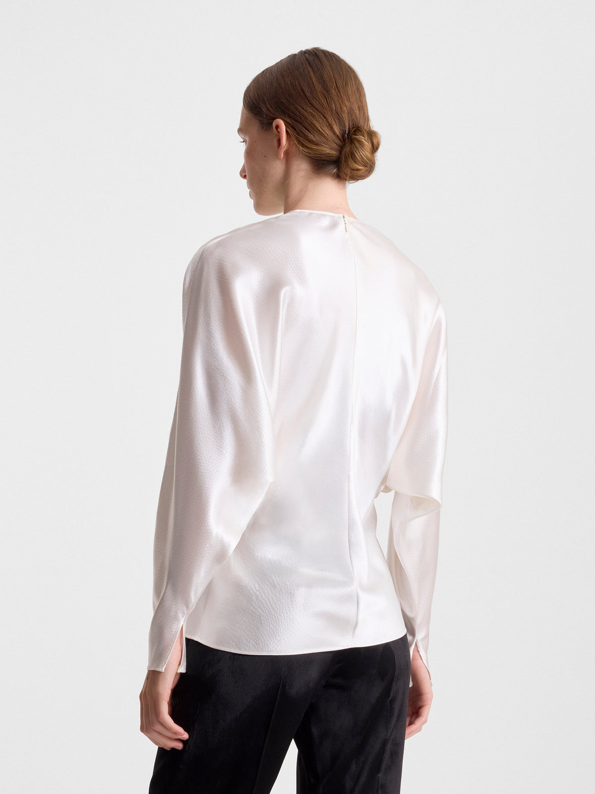 SYLVIE-TOP-IN-CREAM_FF00808-VI2514-281_BACK