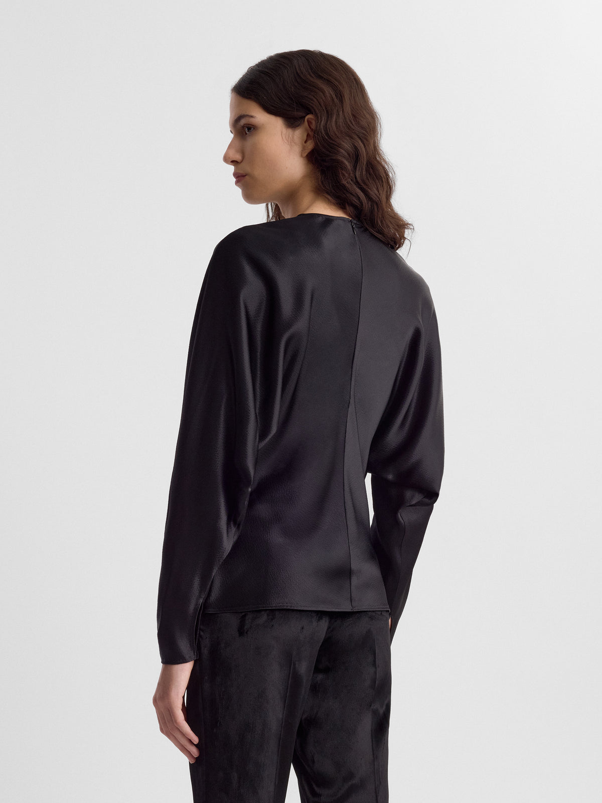 SYLVIE.TOP_BLACK_FF00808-VI2514-001_1192_BACK
