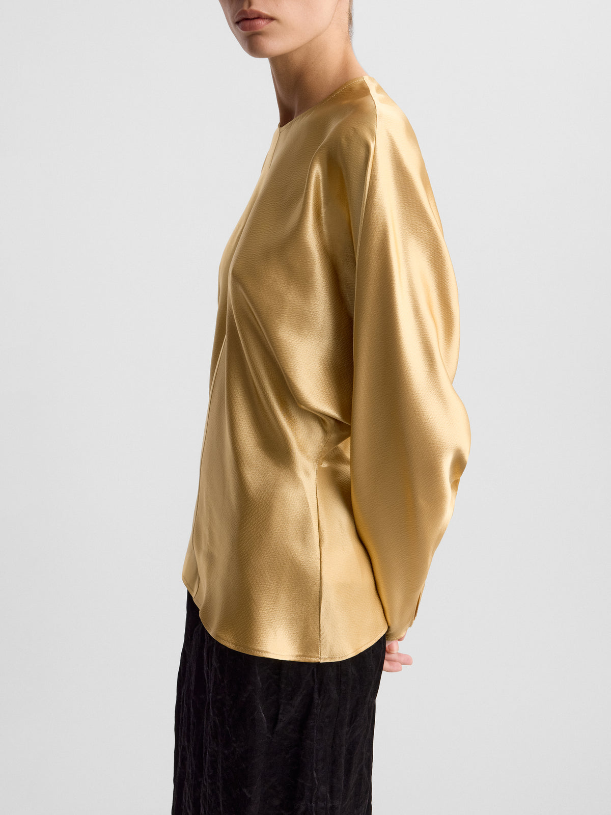 SYLVIE.TOP_PALE.GOLD_FF00808-VI2515-701_1063_DETAIL