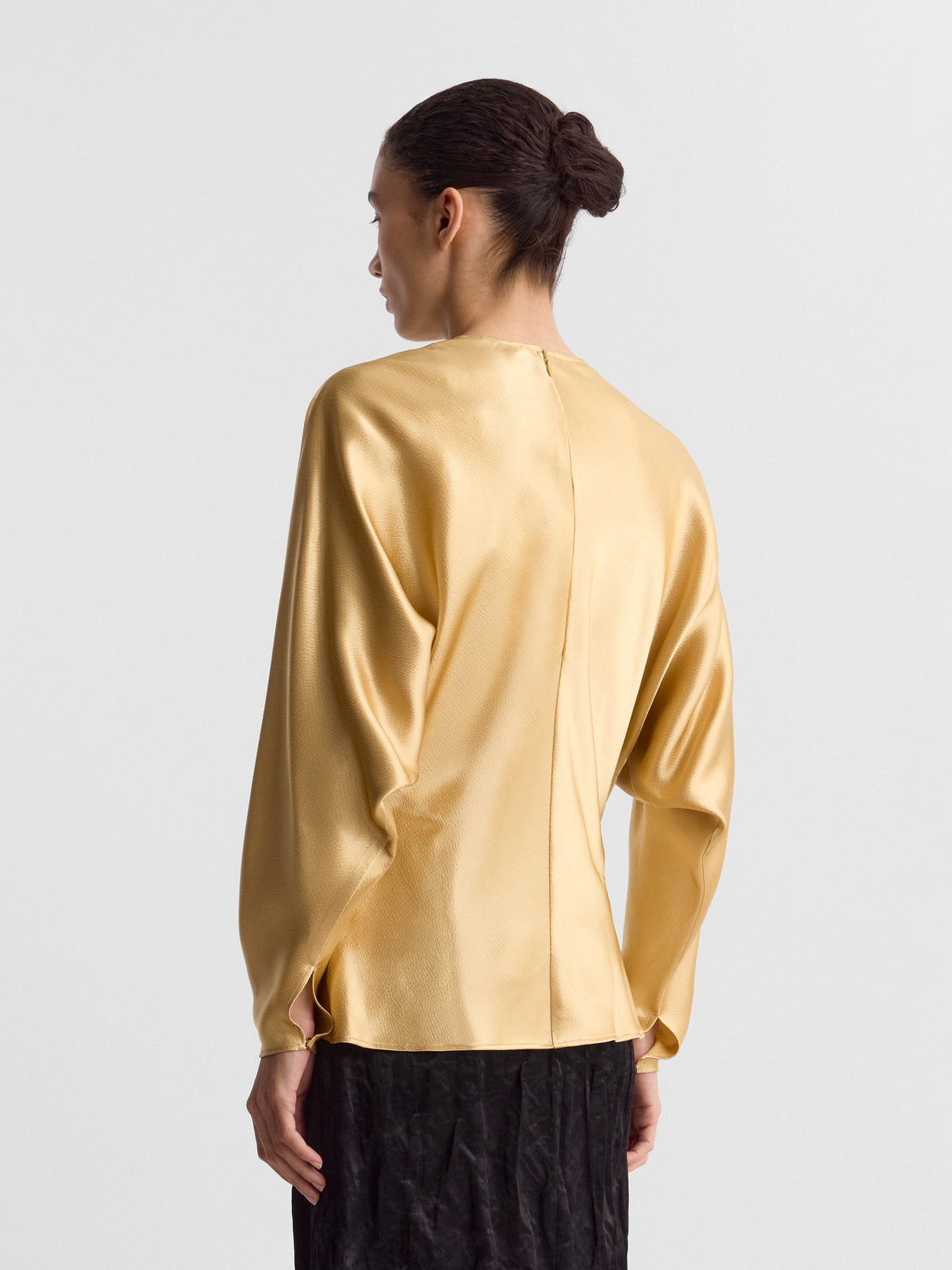 SYLVIE.TOP_PALE.GOLD_FF00808-VI2515-701_1063_BACK