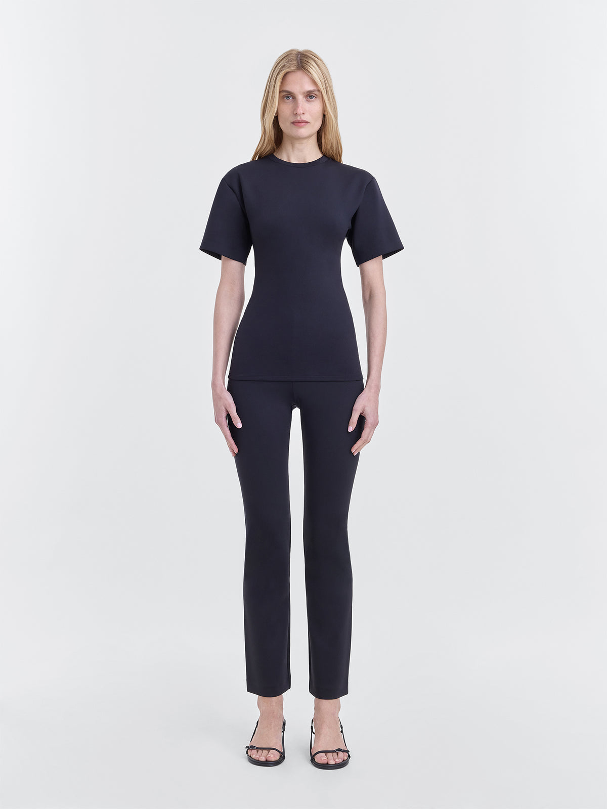 Fforme_PF26_FF00631-PA2501-001_ALINE.SCUBA.STRAIGHT.LEG.TROUSERS_BLACK_0004_MAIN