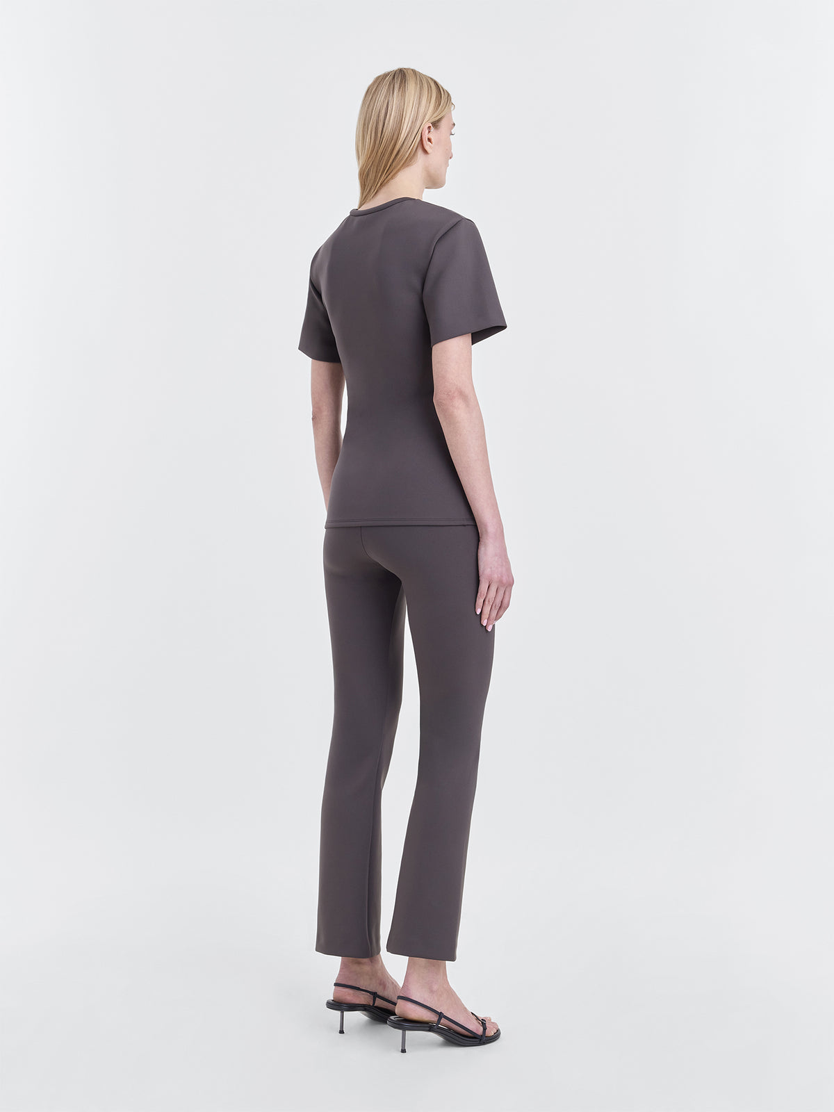 ROMI_T-SHIRT_MILITARY-BROWN_BACK