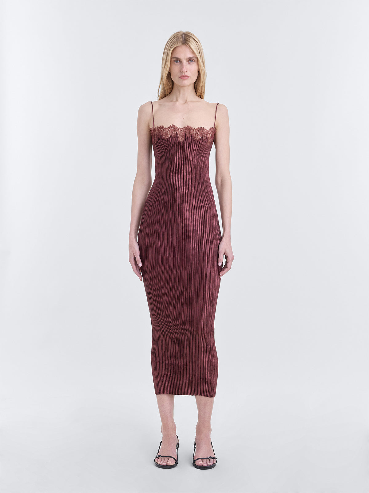 Fforme_PF26_FF00669-PL2603-605_LUMIE.DRESS_DEEP.BORDEAUX_MAIN
