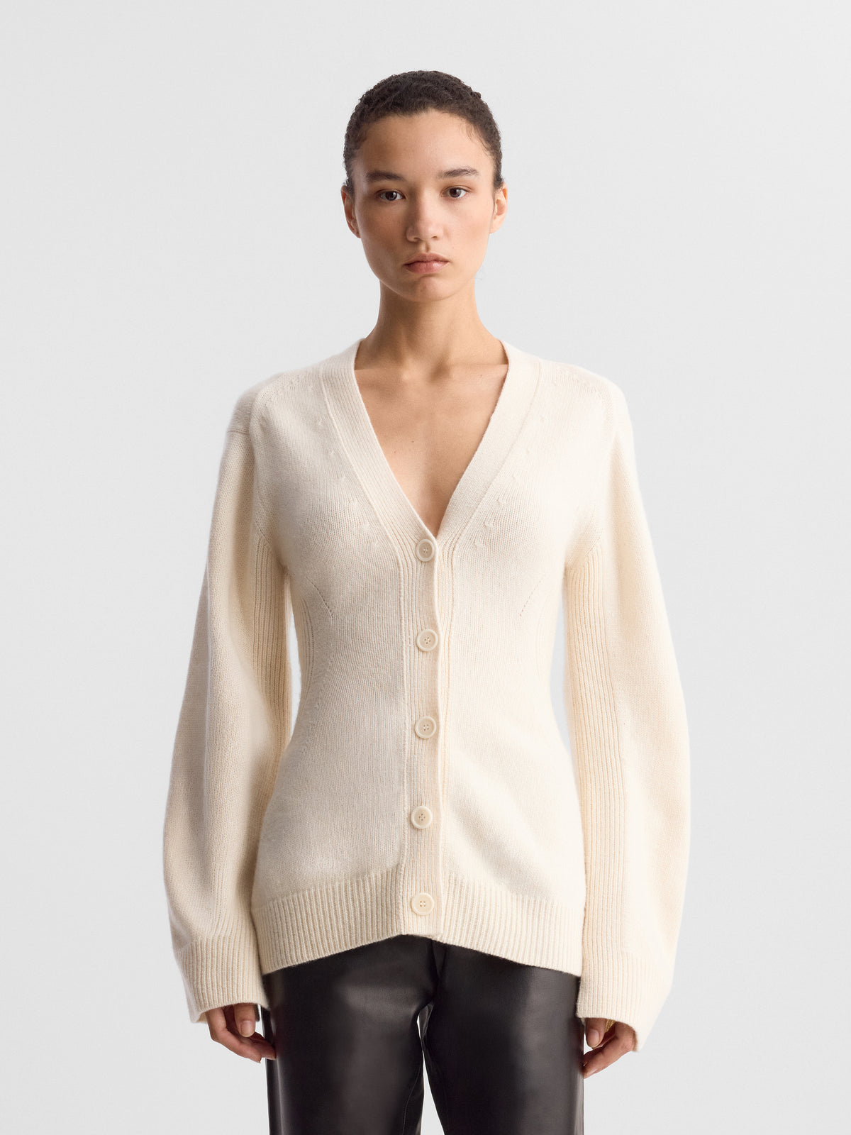 KIRA_CARDIGAN_CREAM_FF00882-KN2526-281_FRONT