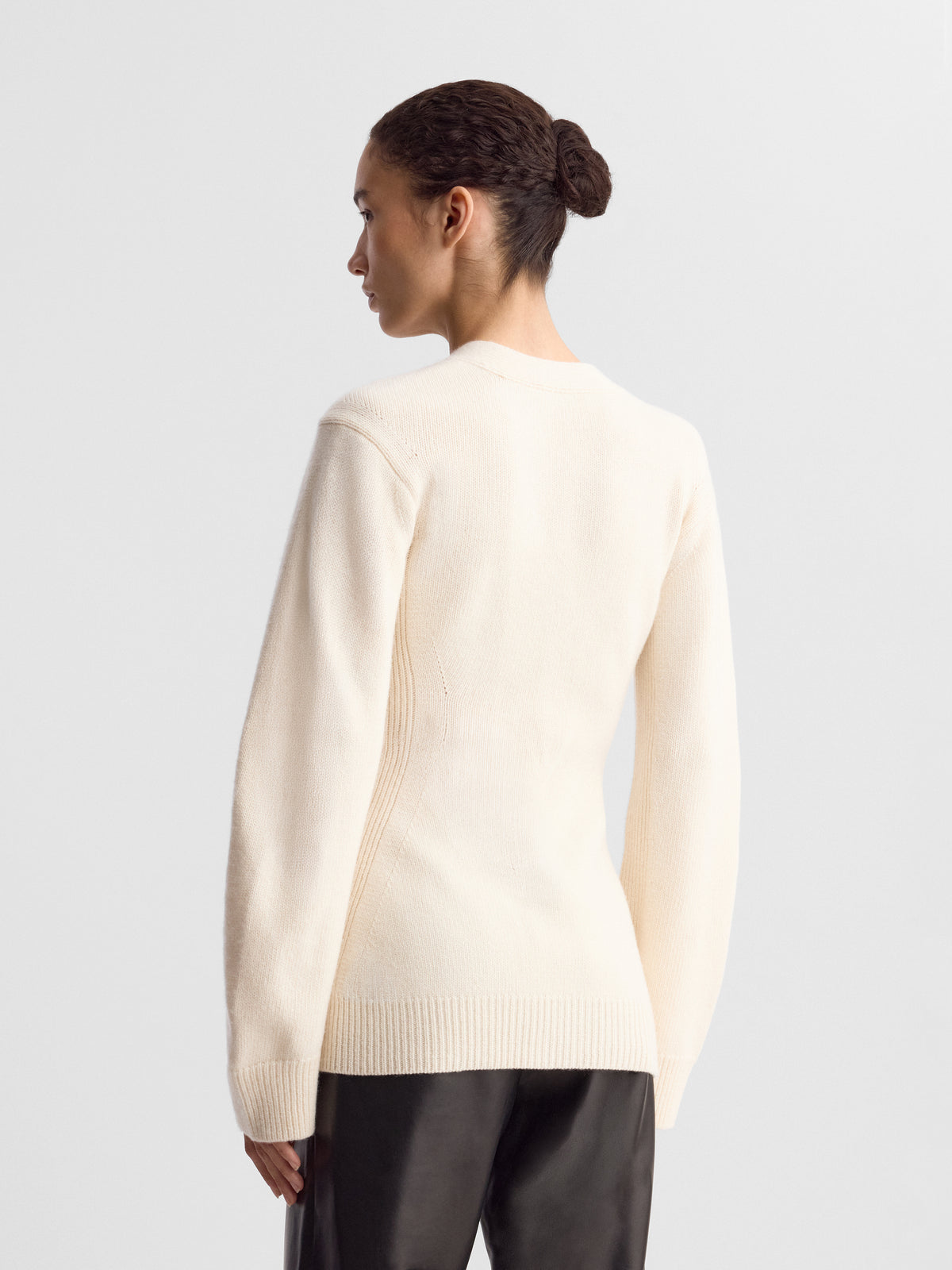 KIRA_CARDIGAN_CREAM_FF00882-KN2526-281_BACK