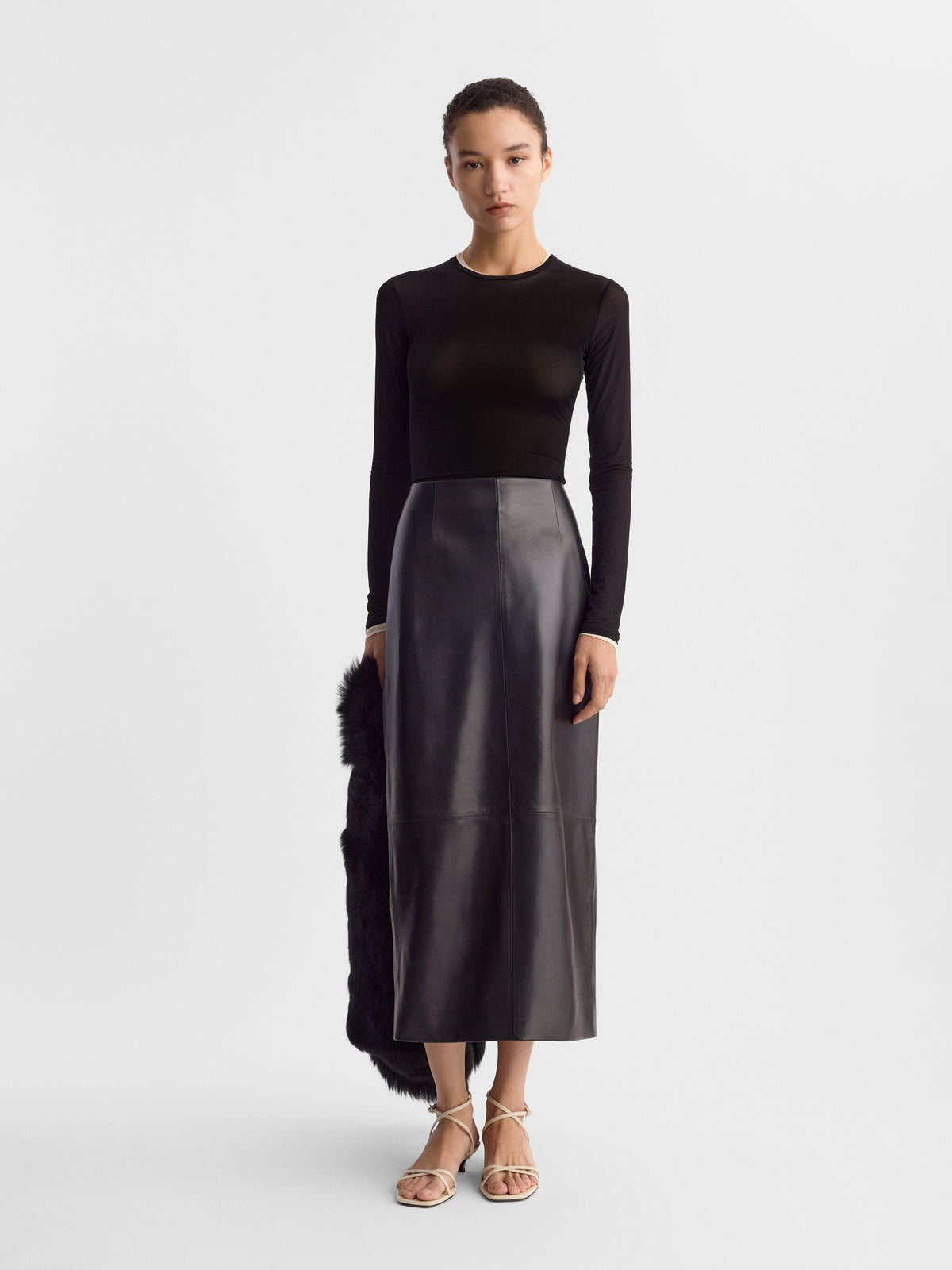 LIAM_SKIRT_BLACK_LEATHER_FF00905-LE2705-001_MAIN
