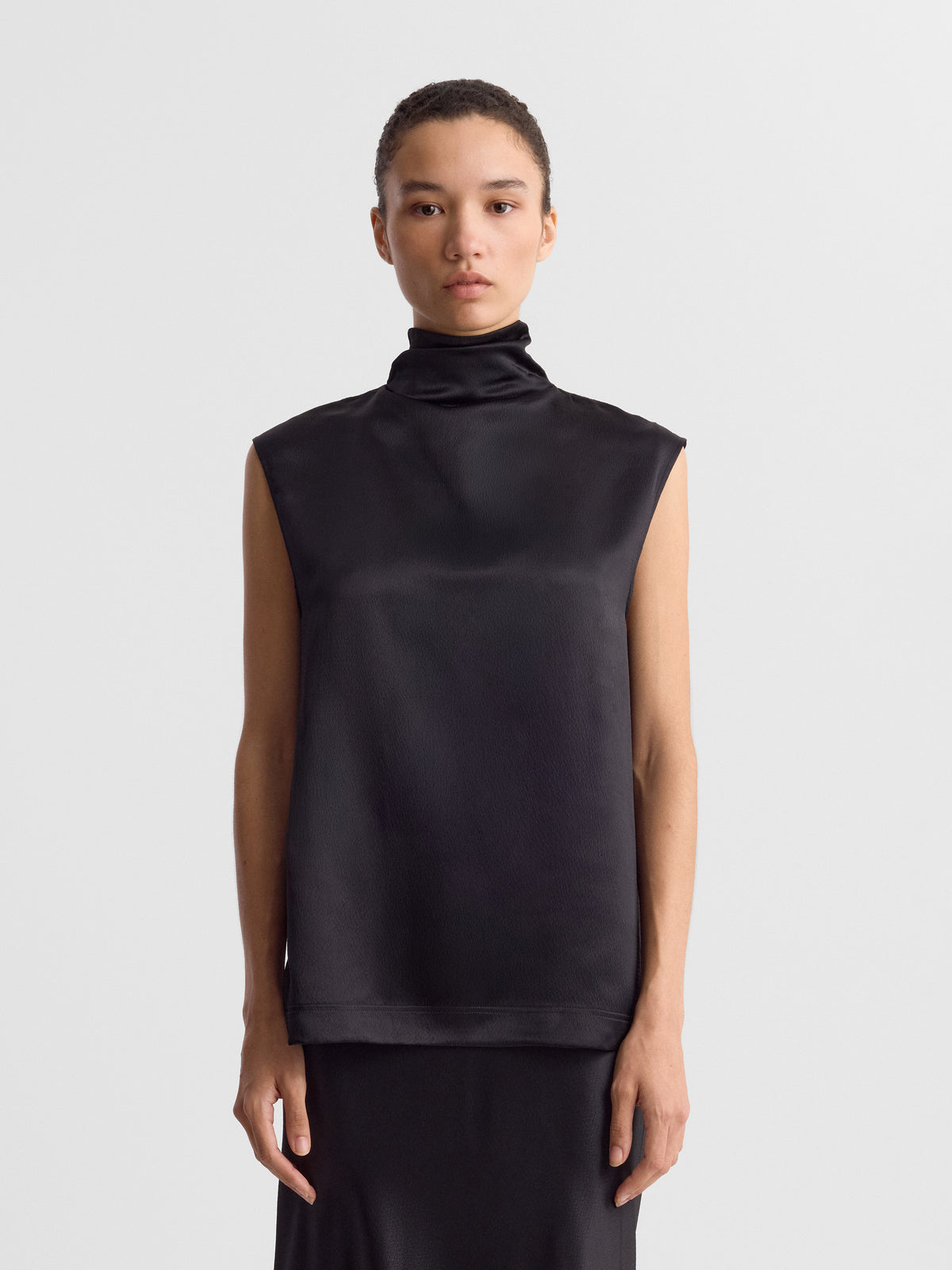 LILAH_TOP_BLACK_FF00891-VI2514-001_FRONT