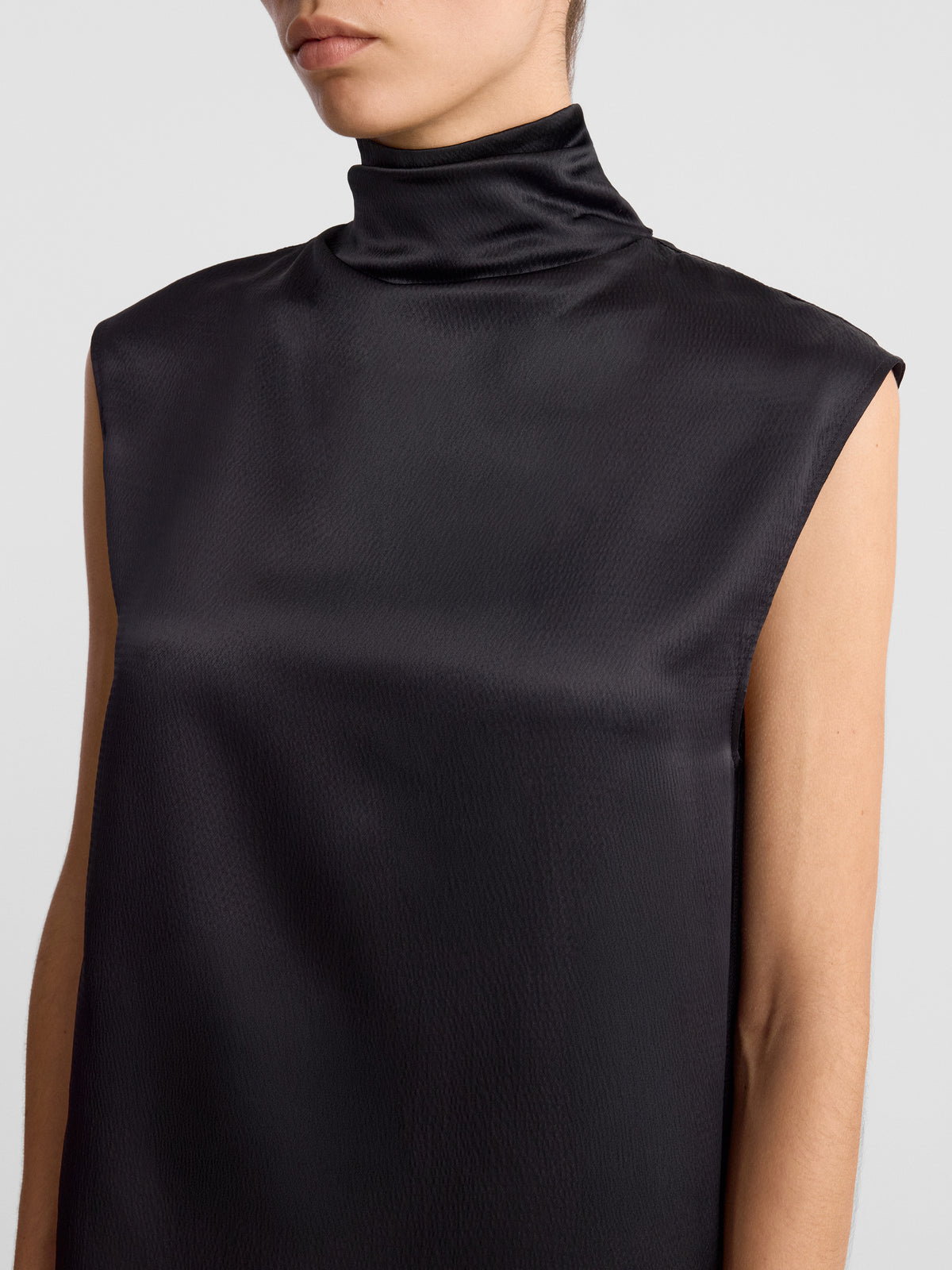 LILAH_TOP_BLACK_FF00891-VI2514-001_DETAIL_2