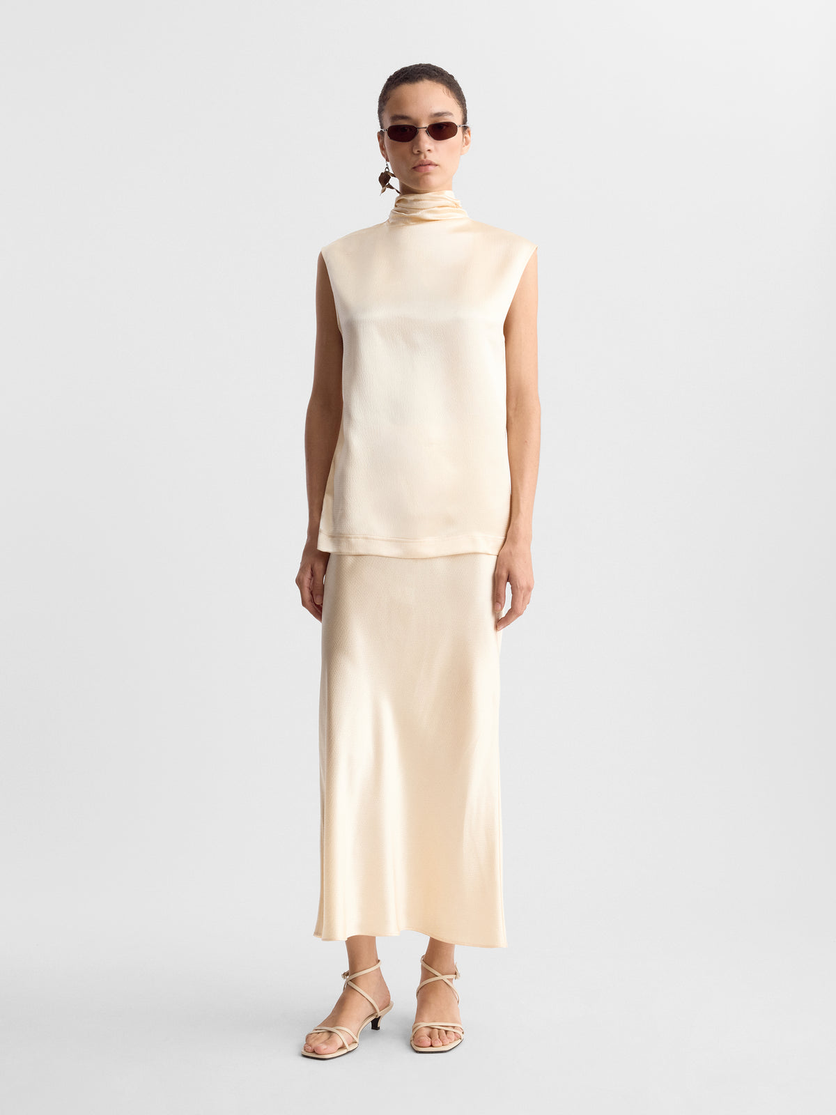 LILAH_TOP_CREAM_FF00891-VI2514-282_MAIN