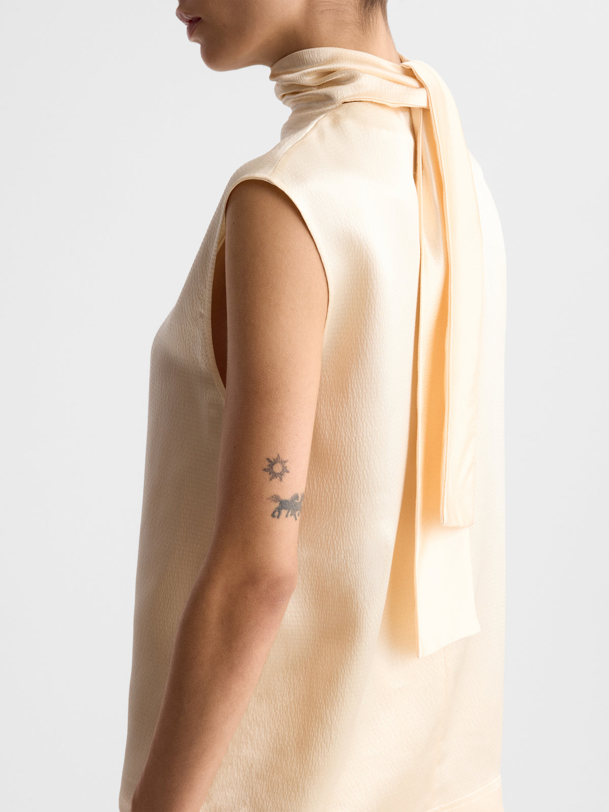 LILAH_TOP_CREAM_FF00891-VI2514-282_DETAIL_1
