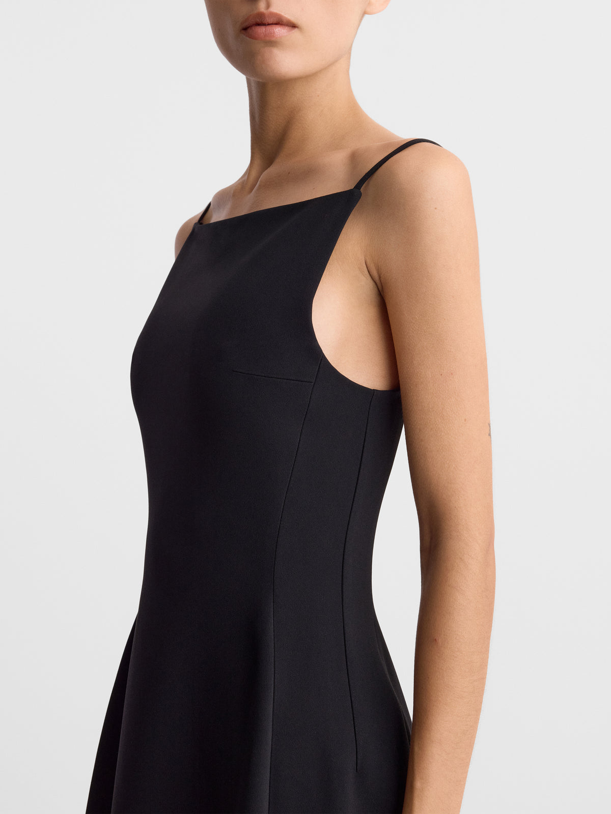 LORENA_DRESS_BLACK_FF00867-VI2502-001_DETAIL_1