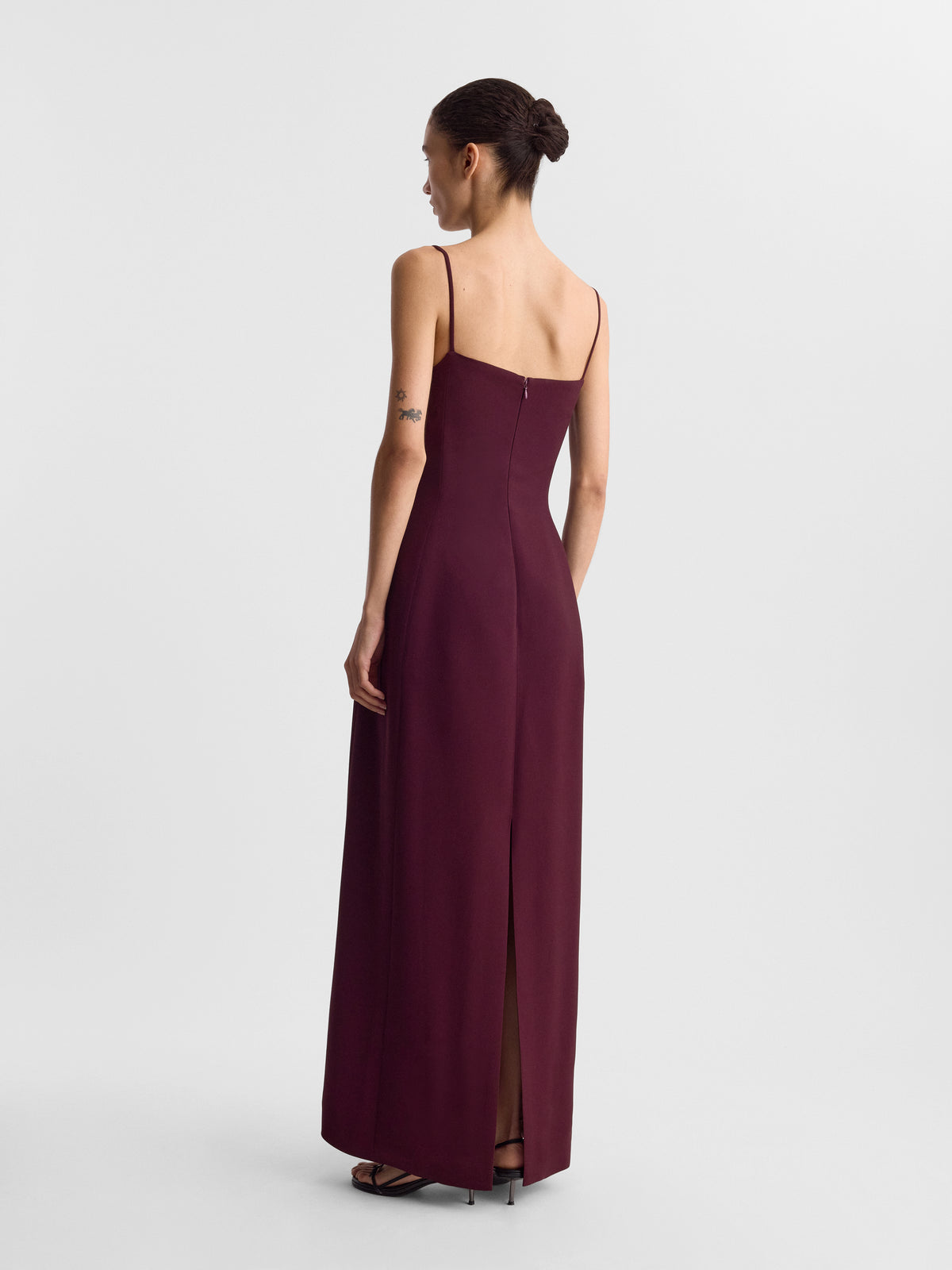 LORENA_DRESS_DEEP_PLUM_FF00867-VI2502-545_BACK