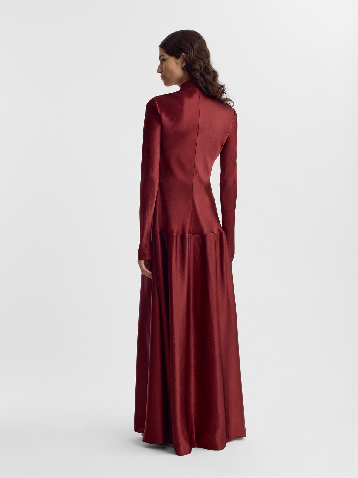 MILA_DRESS_DARK_BORDEAUX_FF00529-VI2514-628_BACK