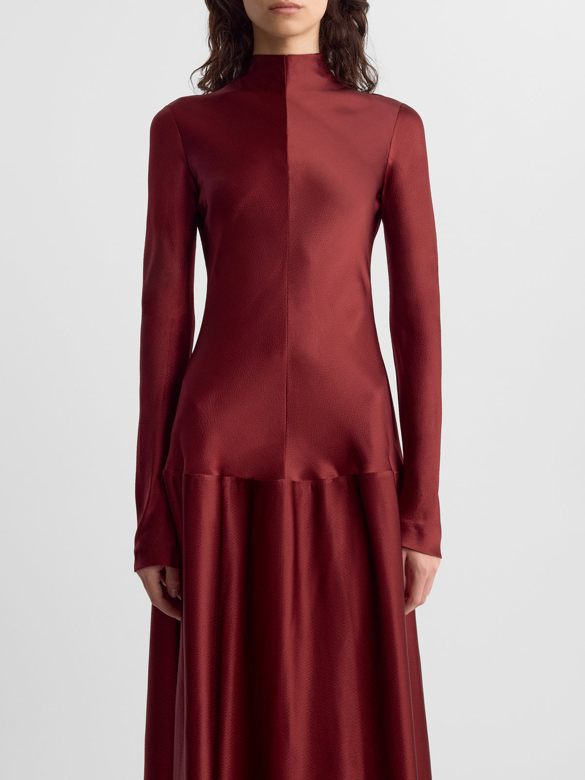 MILA_DRESS_DARK_BORDEAUX_FF00529-VI2514-628_DETAIL_1