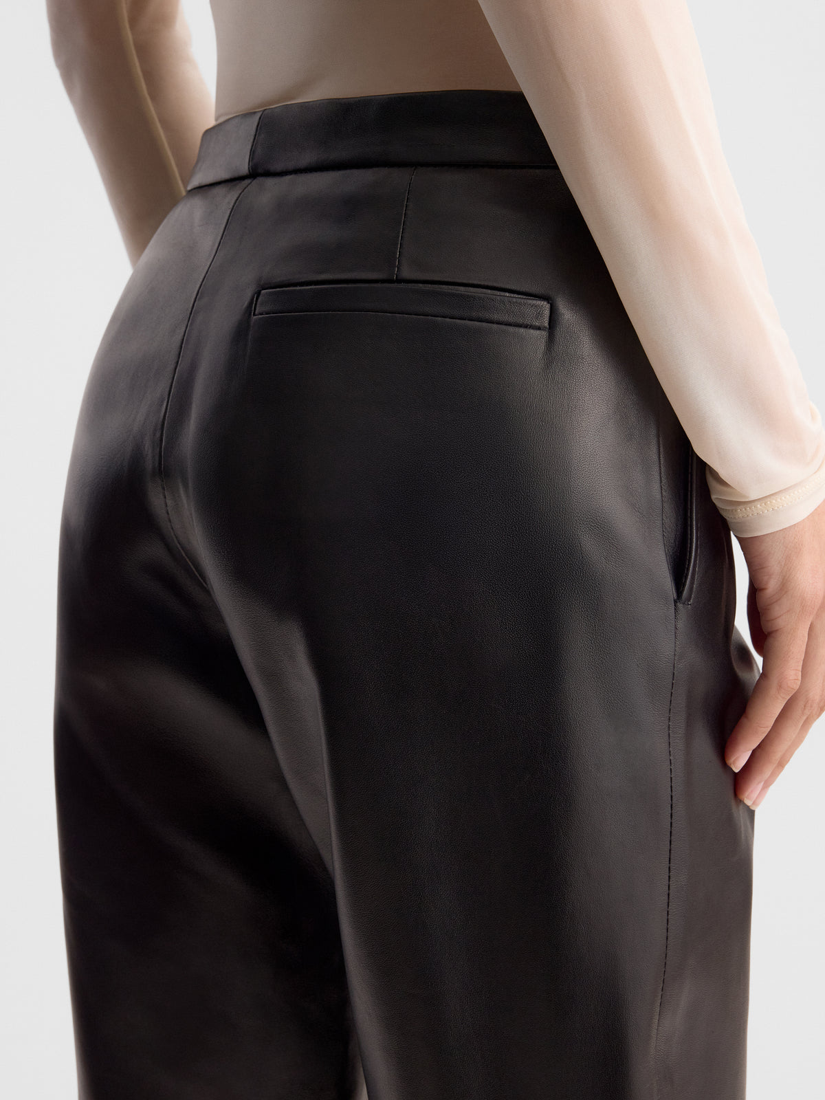 OTTO_PANT_BLACK_LEATHER_FF00903-LE2705-001_DETAIL_1