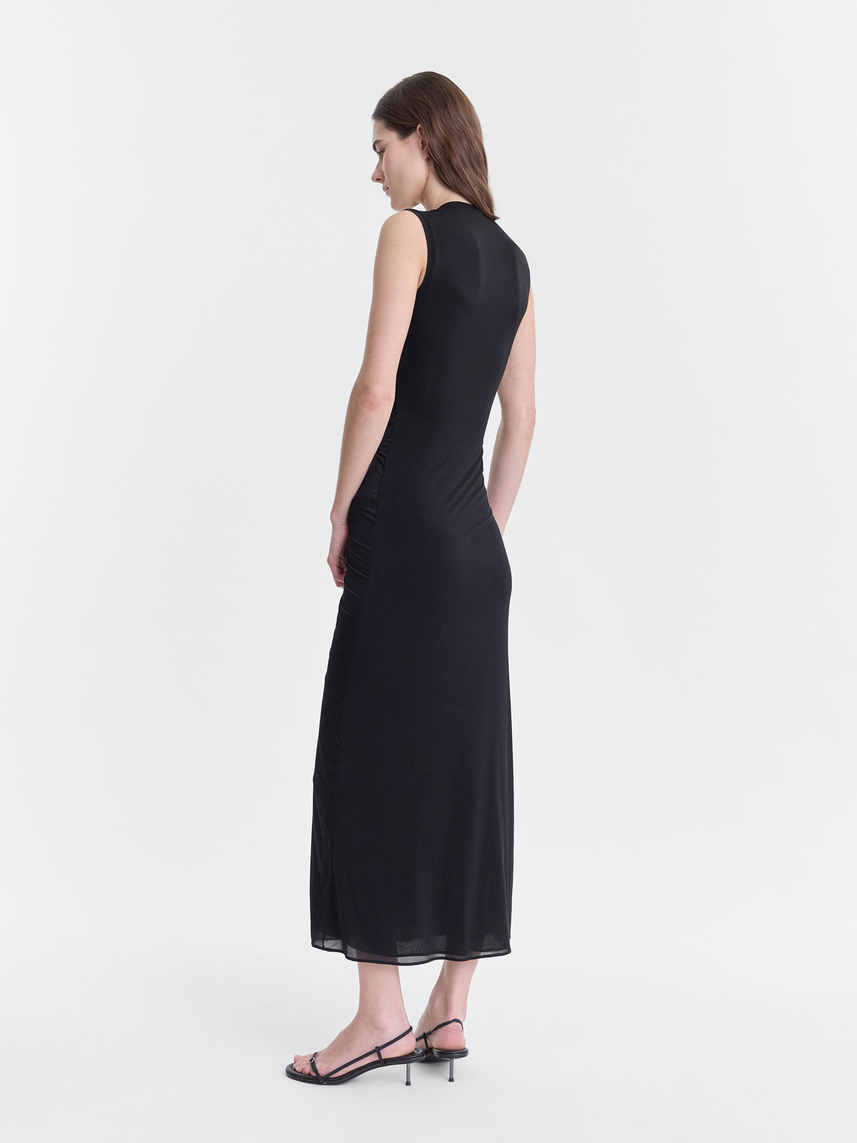 GISELA_BLACK_BACK
