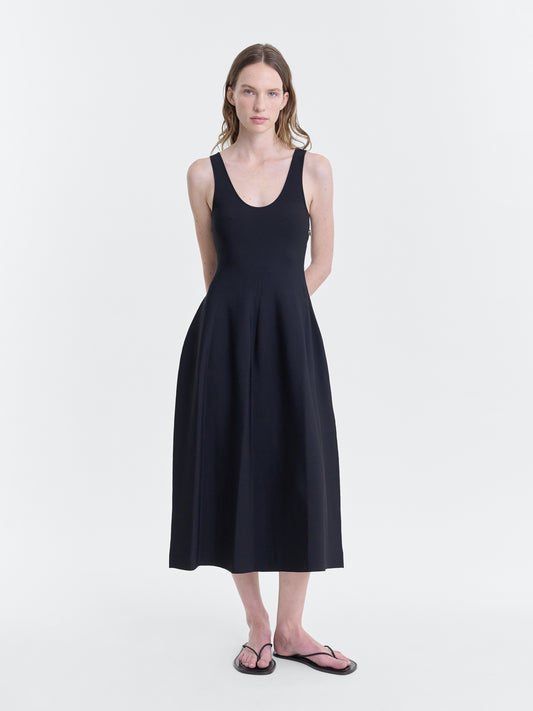 LILI-DRESS_BLACK_FF00625-KN2601-001_STYLED