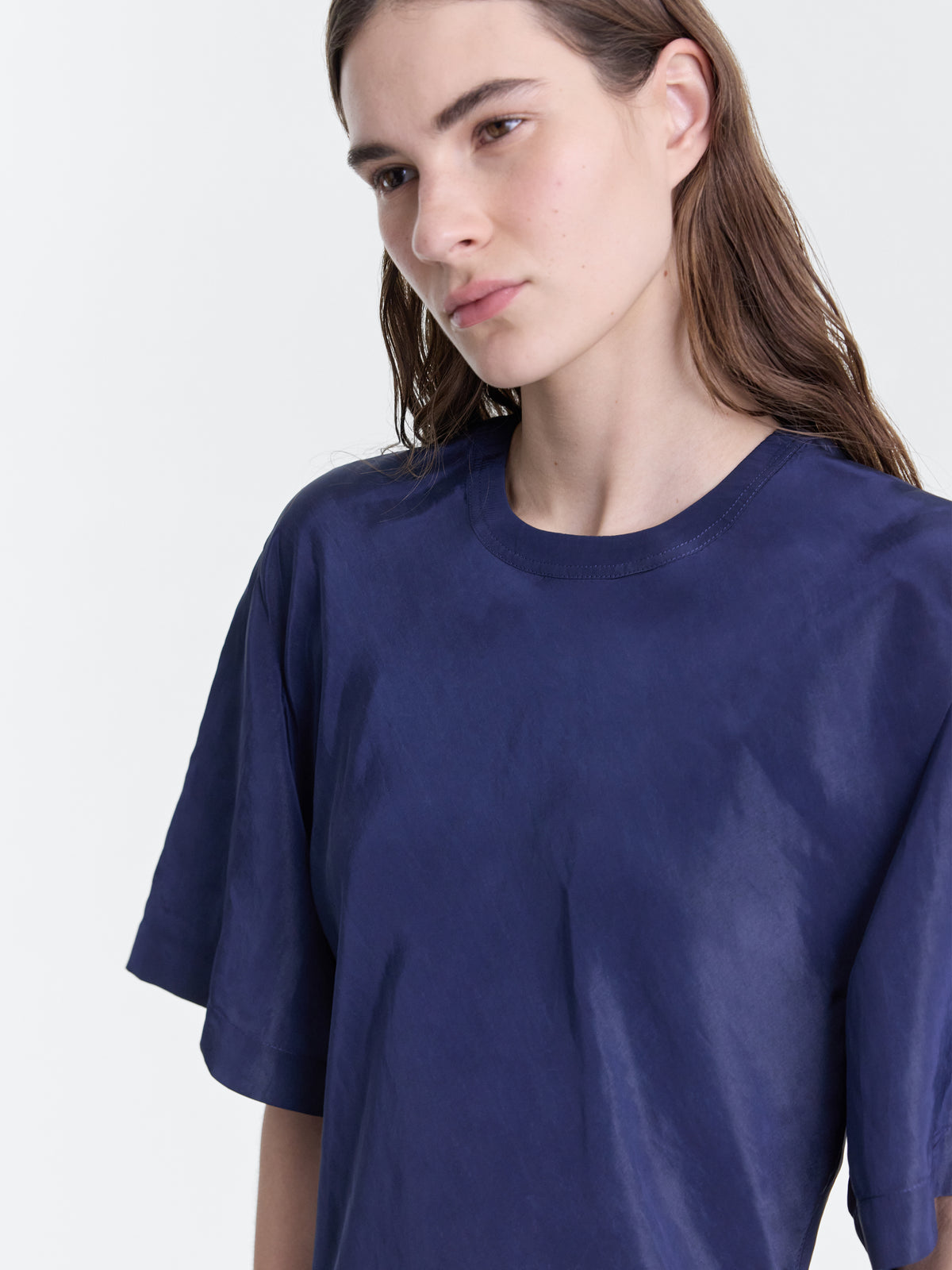 SEREN-DRESS_INK-BLUE_FF00657-VI26090_DETAIL_1